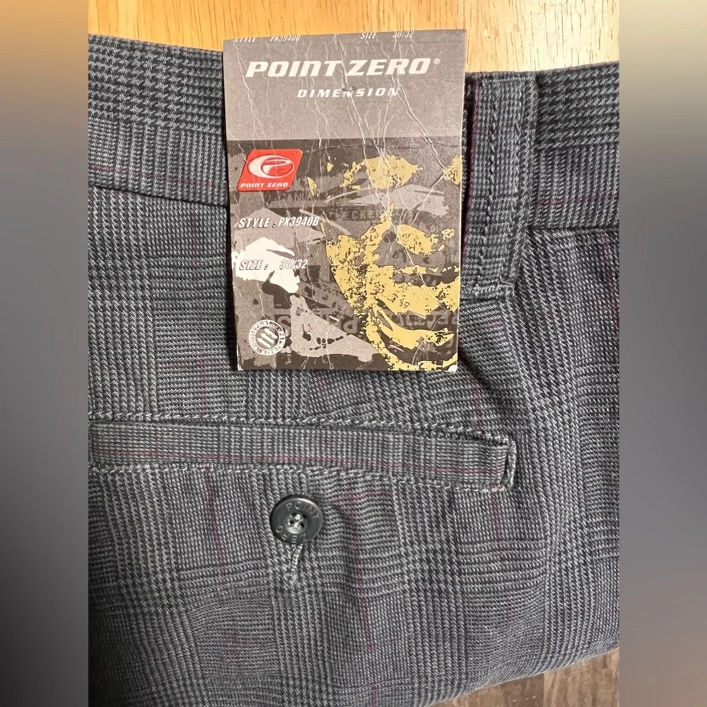NWT Point Zero MEN’s Gray PLAID Pants 30 x 32